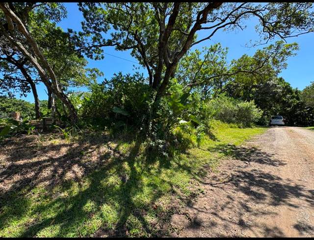 LAND FOR SALE IN GLENMORE BEACH